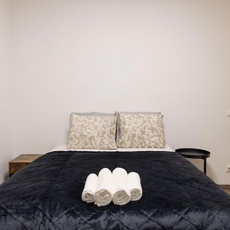Deluxe Central Elizabeth Residence W/ 4Bedrm, 2Bathrm, 1Lvngrm Budapeste Exterior foto