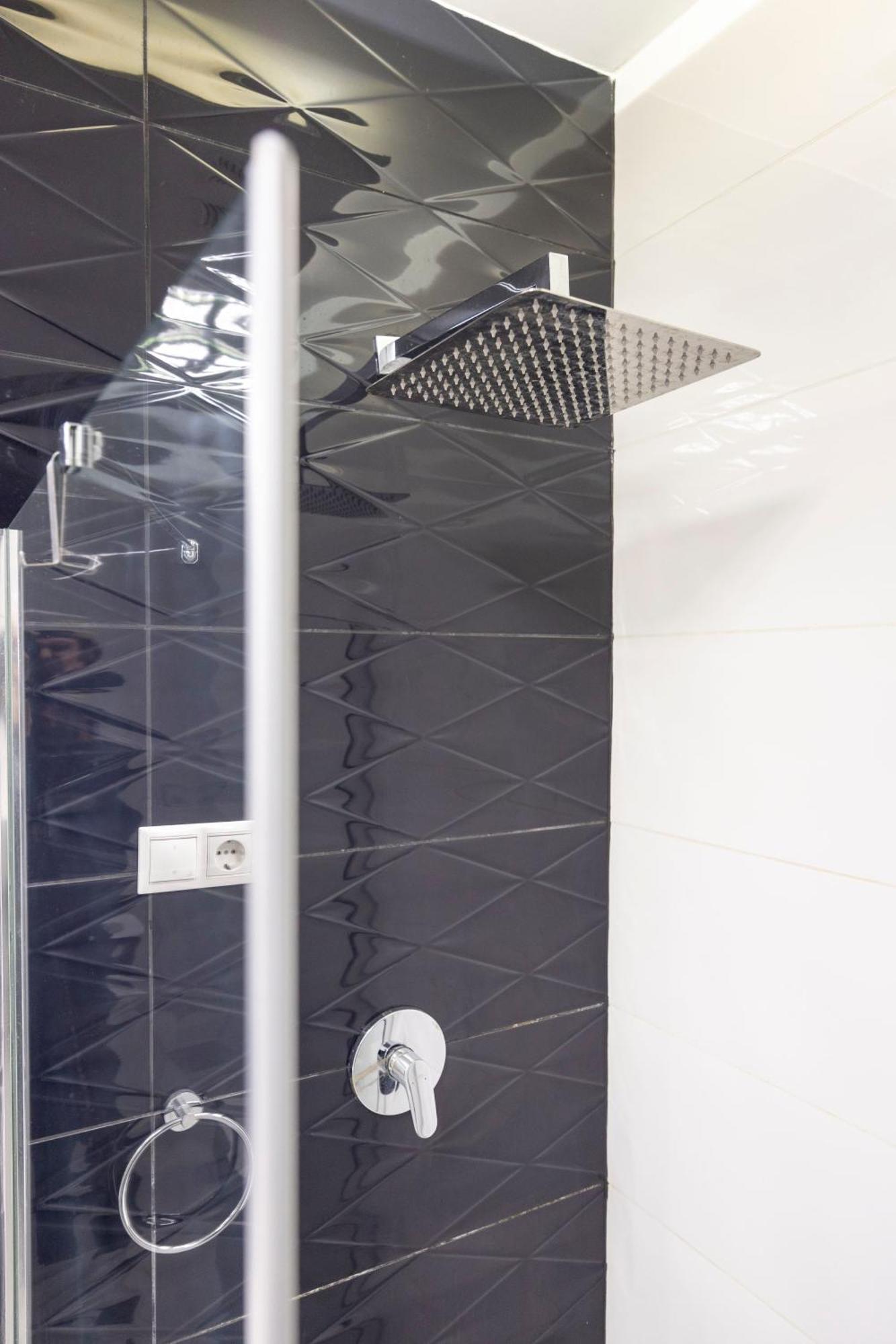 Deluxe Central Elizabeth Residence W/ 4Bedrm, 2Bathrm, 1Lvngrm Budapeste Exterior foto